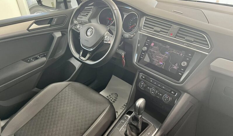 
Volkswagen Tiguan full									