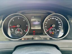 
Volkswagen Golf full									