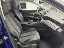 
										Peugeot 3008 allure sport full									