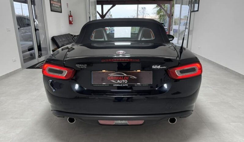 
								Fiat fiat 124 spider lusso full									